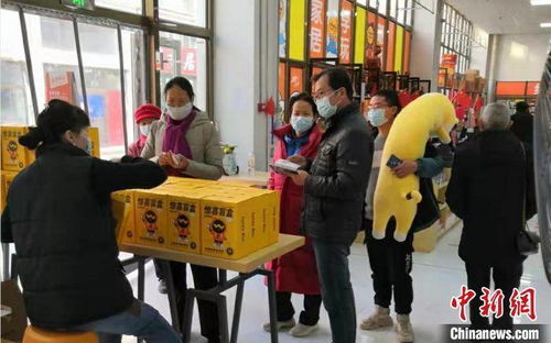 浙江金華“百村千廠”工程讓新疆群眾在家門口端穩(wěn)就業(yè)“飯碗”，特色玩具銷售開辟增收新路